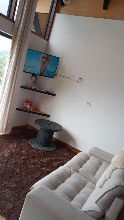 Villa Chale Com Vidros E Hidromassagem São Bento do Sapucaí Esterno foto